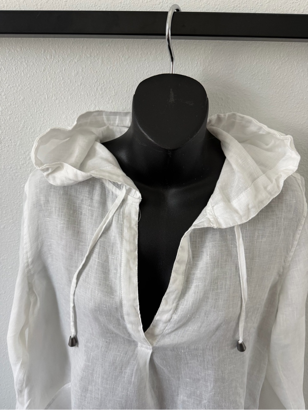 Linen For Cynthia White Hooded Swim Cover-Up Tunic with Pockets - Picture 4 of 13